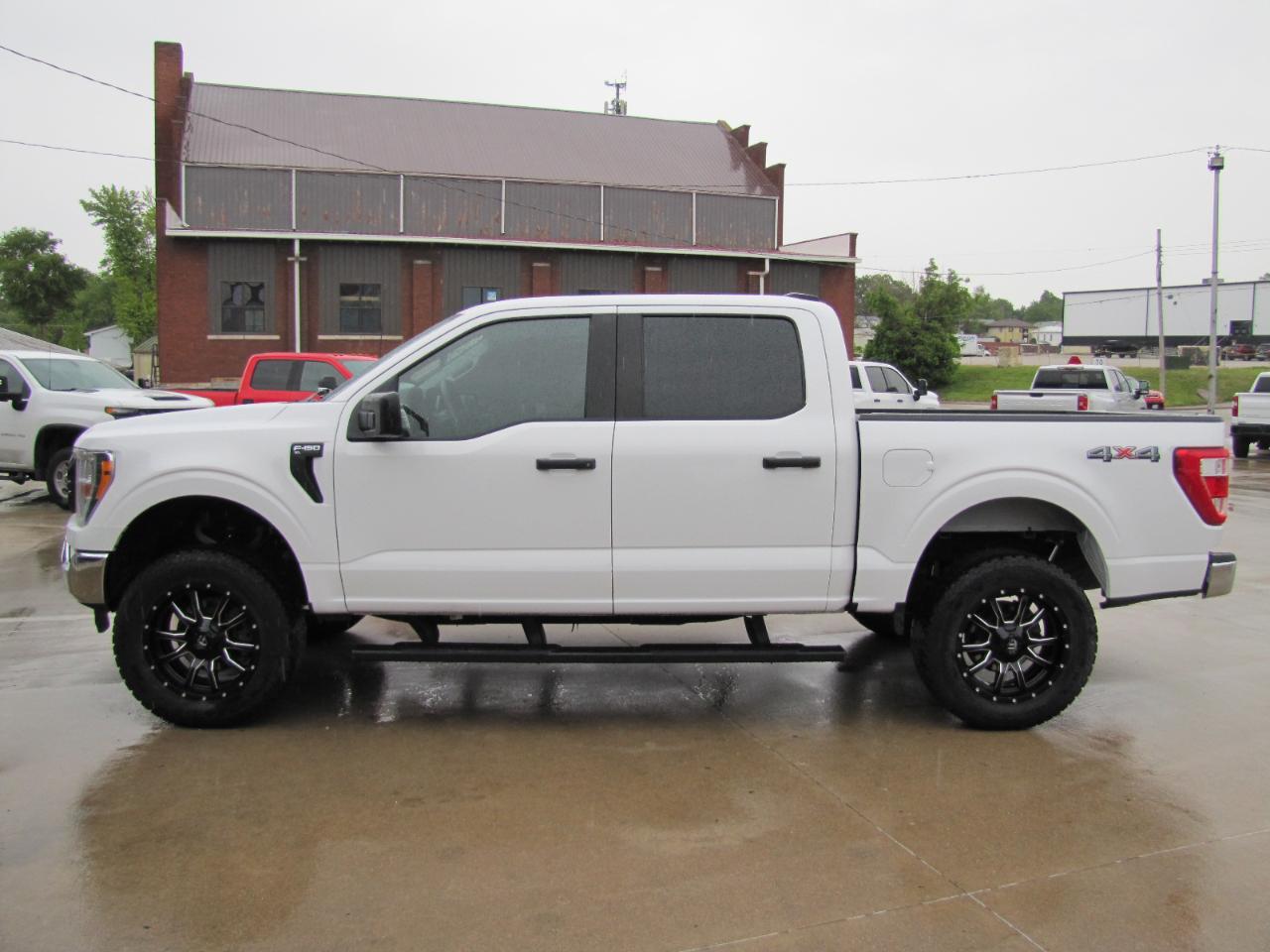 Ford F-150 XL SuperCrew 5.5-ft. Bed 4WD 2021
