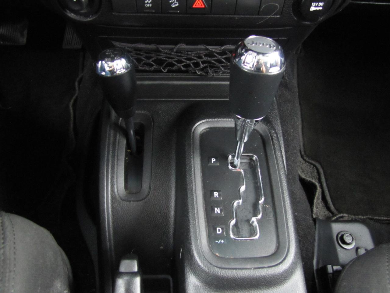 Jeep Wrangler Unlimited Sport 4WD 2017