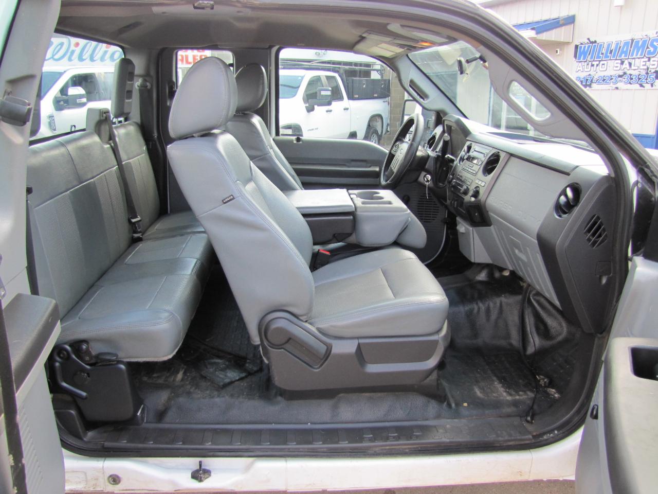 Ford F-250 SD XL SuperCab Long Bed 2WD 2015