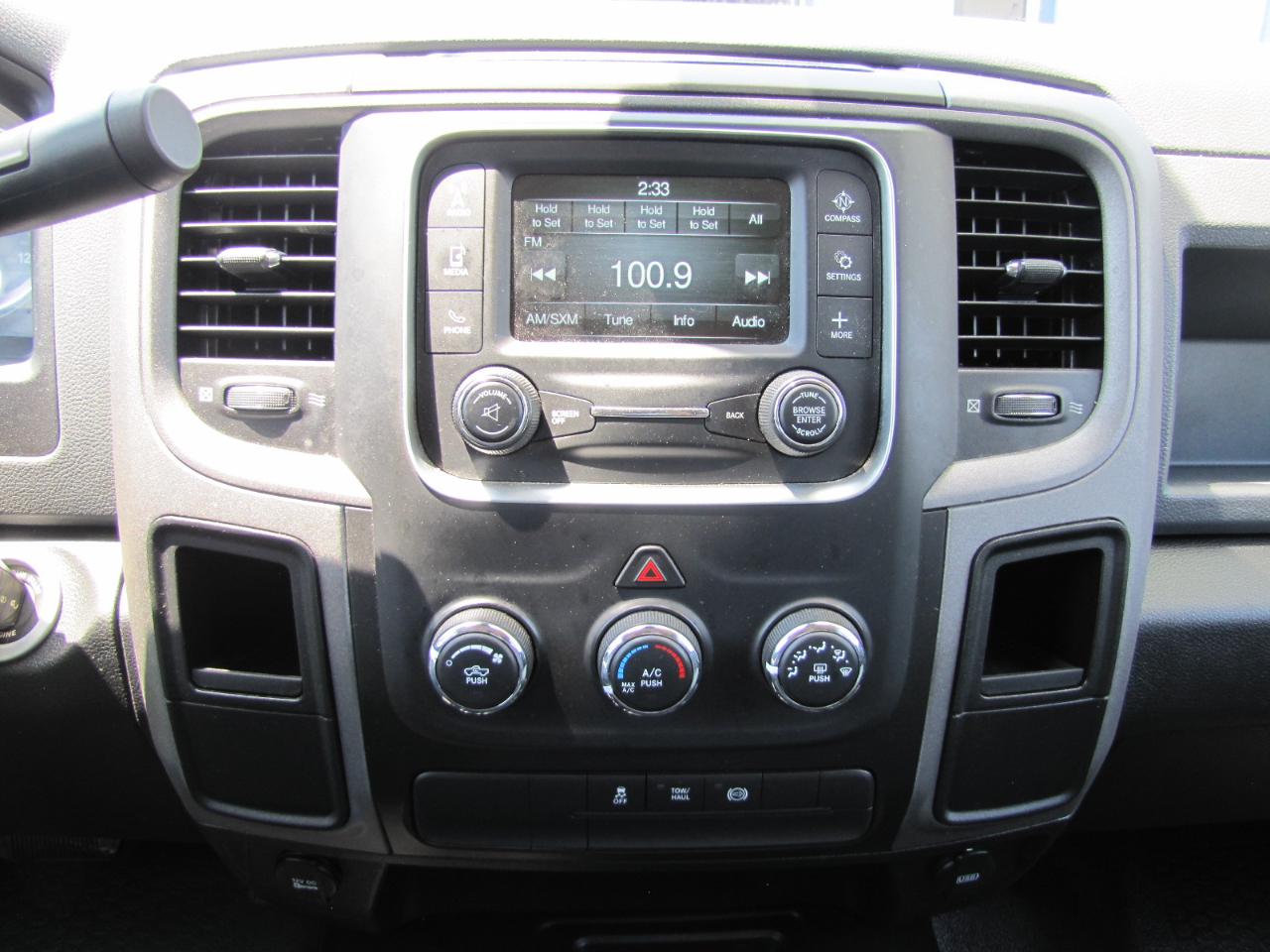 RAM 2500 Tradesman Crew Cab LWB 4WD 2016