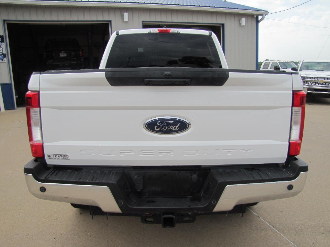 Ford F-250 SD XLT Crew Cab 4WD 2019