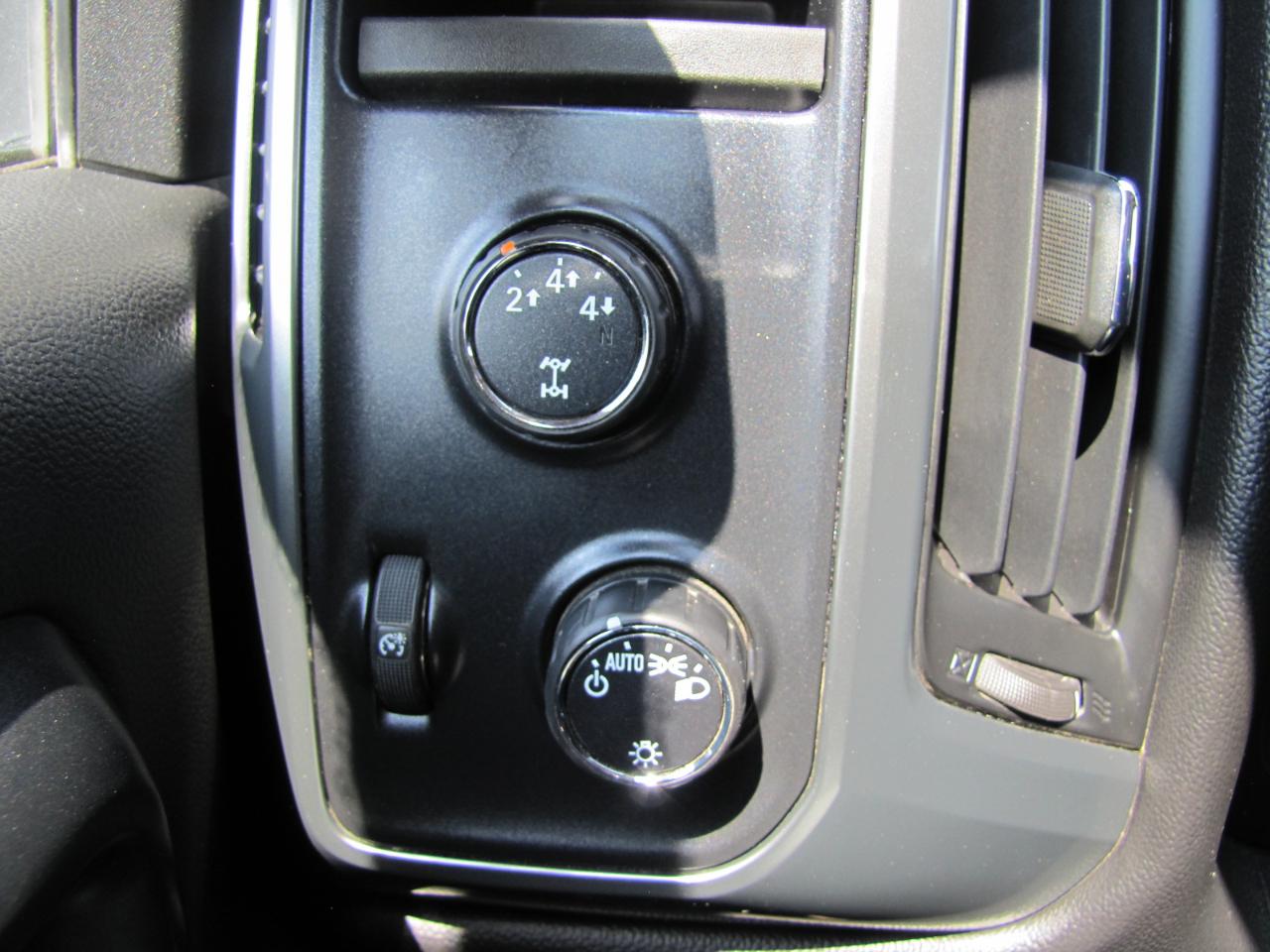 Chevrolet Silverado 2500HD LT Double Cab 4WD 2015
