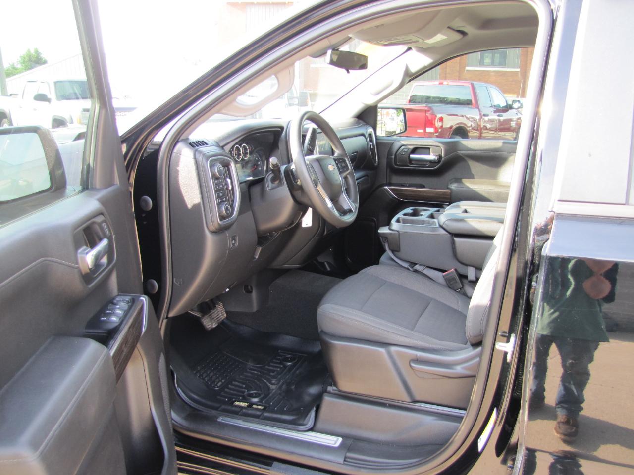 Chevrolet Silverado 1500 LT Crew Cab 4WD 2020