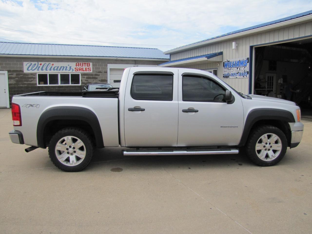 GMC Sierra 1500 SLE Crew Cab 4WD 2010