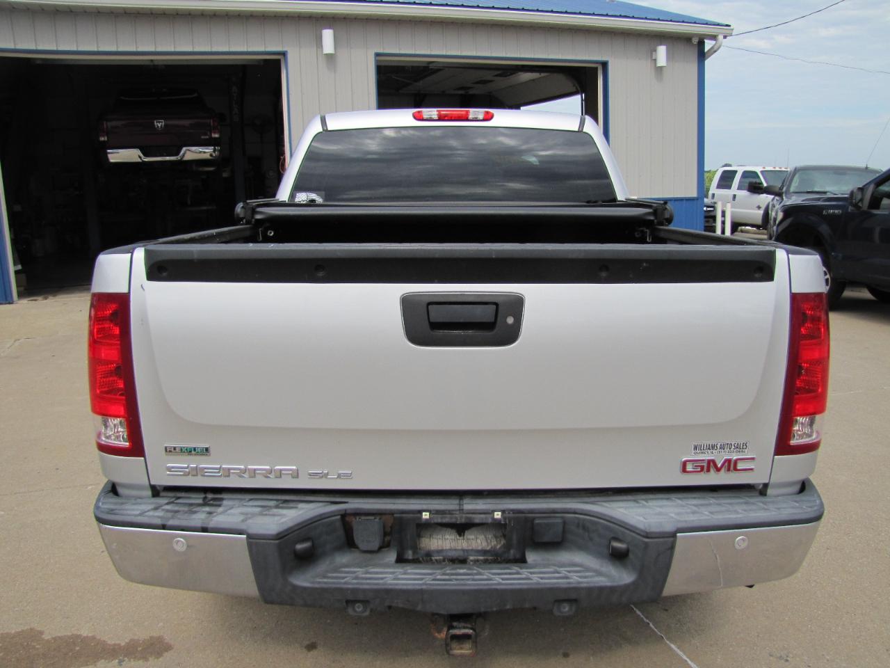 GMC Sierra 1500 SLE Crew Cab 4WD 2010