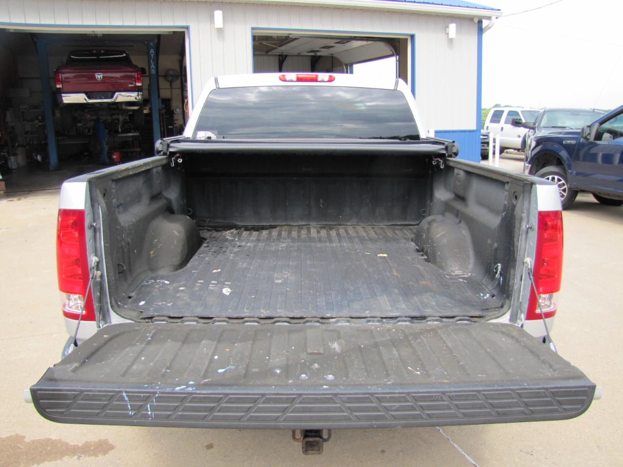 GMC Sierra 1500 SLE Crew Cab 4WD 2010