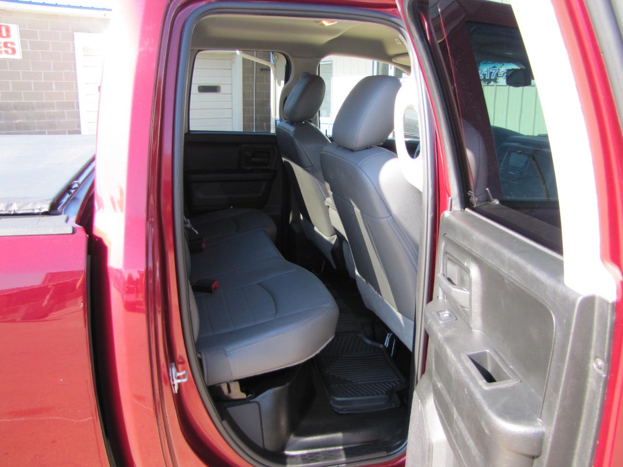 RAM 1500 Classic Tradesman Quad Cab 2WD 2019