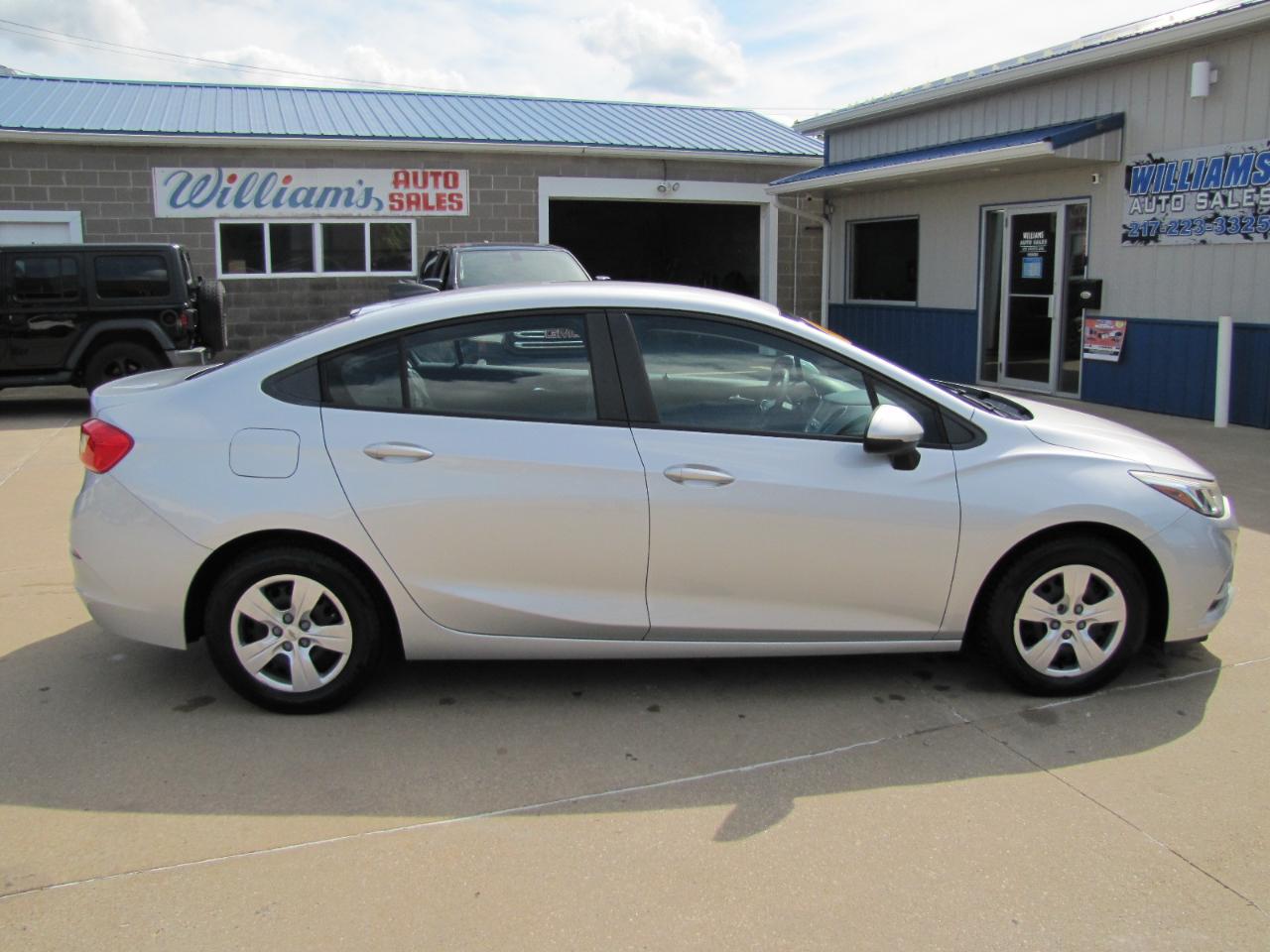Chevrolet Cruze LS Auto 2017