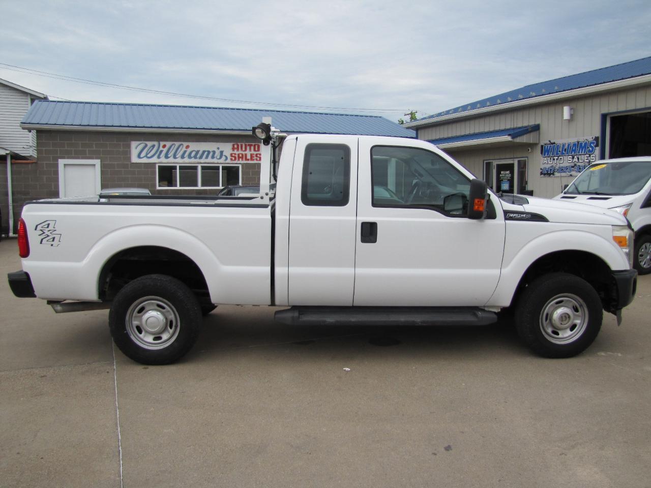 Ford F-250 SD XL SuperCab 4WD 2015