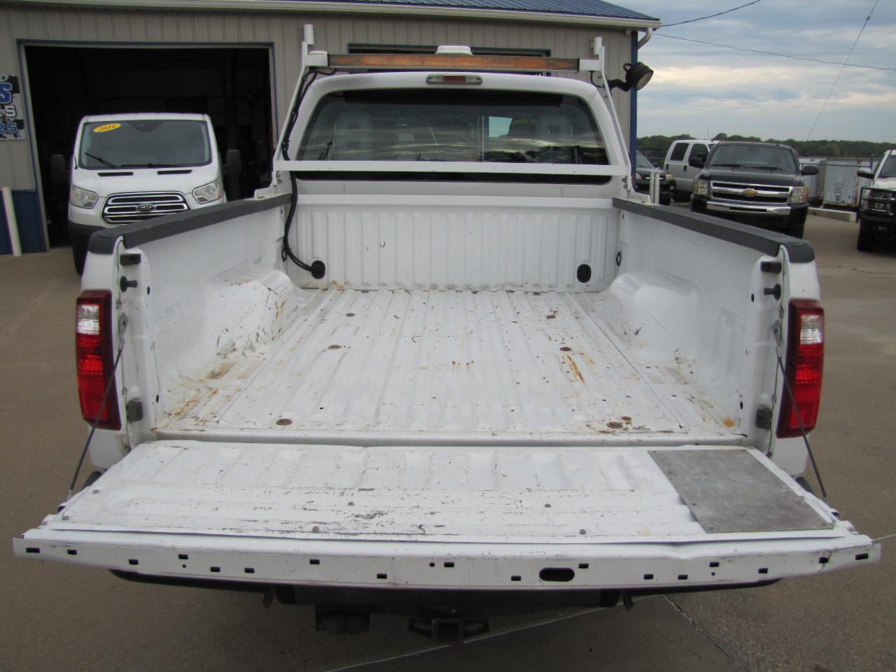 Ford F-250 SD XL SuperCab 4WD 2015