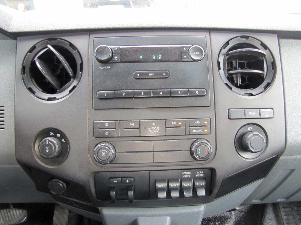 Ford F-250 SD XL SuperCab 4WD 2015