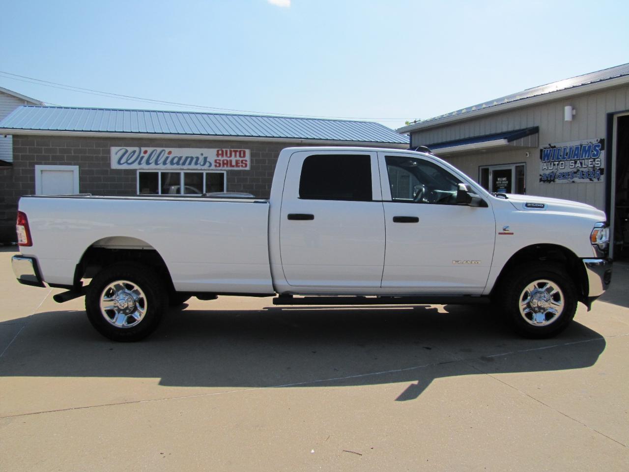 RAM 2500 Tradesman Crew Cab LWB 4WD 2022