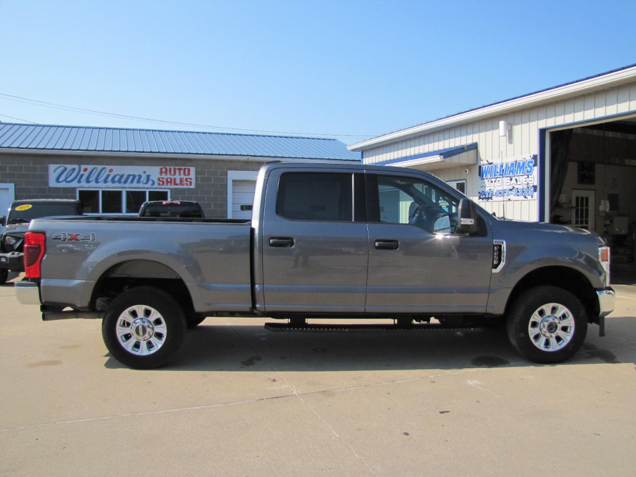 Ford F-250 SD XLT Crew Cab 4WD 2022