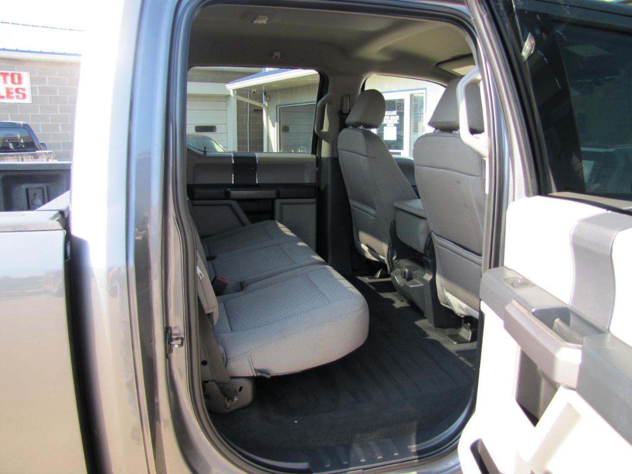 Ford F-250 SD XLT Crew Cab 4WD 2022