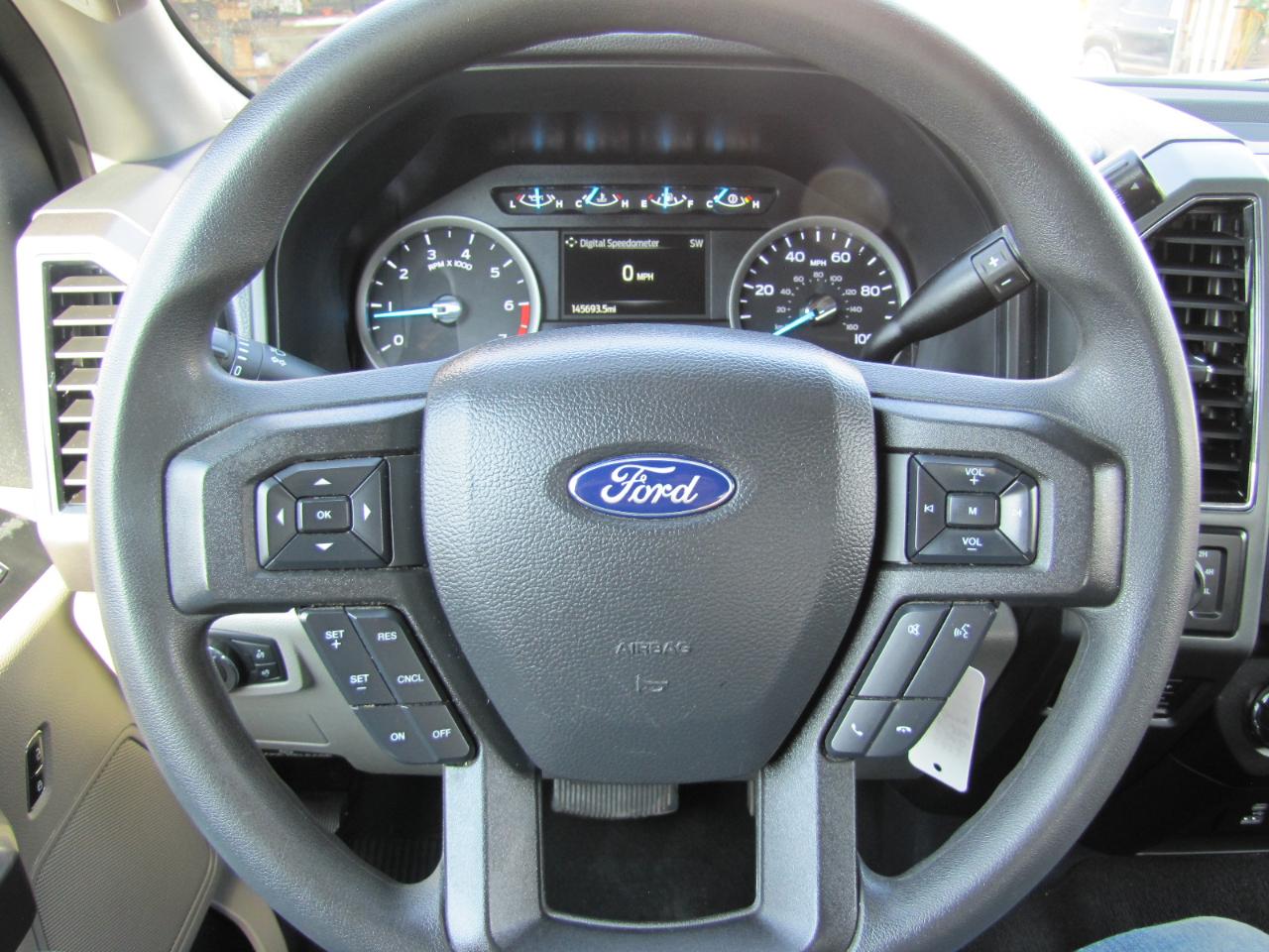 Ford F-250 SD XLT Crew Cab 4WD 2022