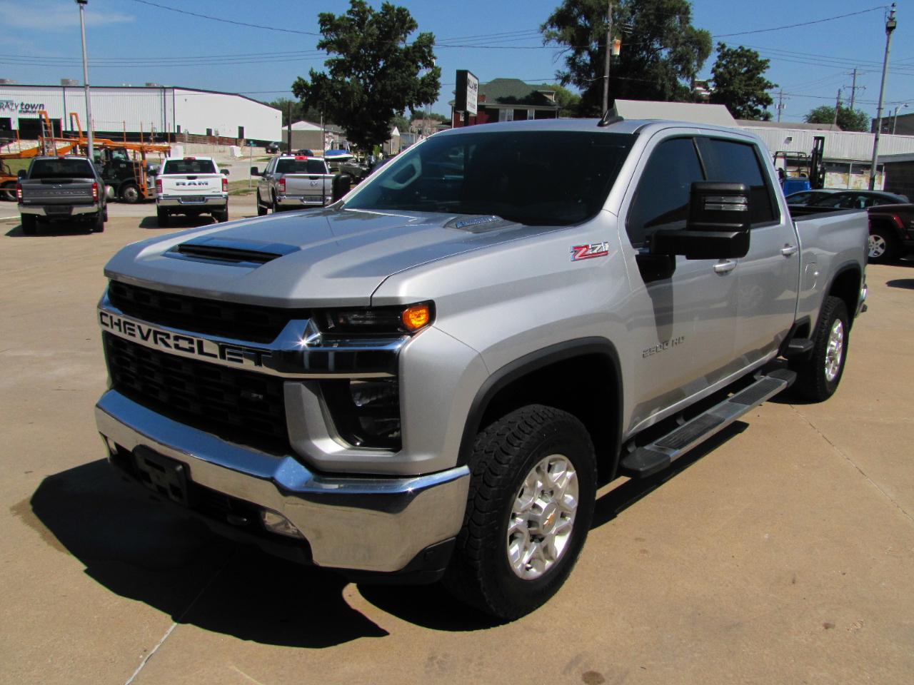 Chevrolet Silverado 2500HD LT Crew Cab Short Box 4WD 2022