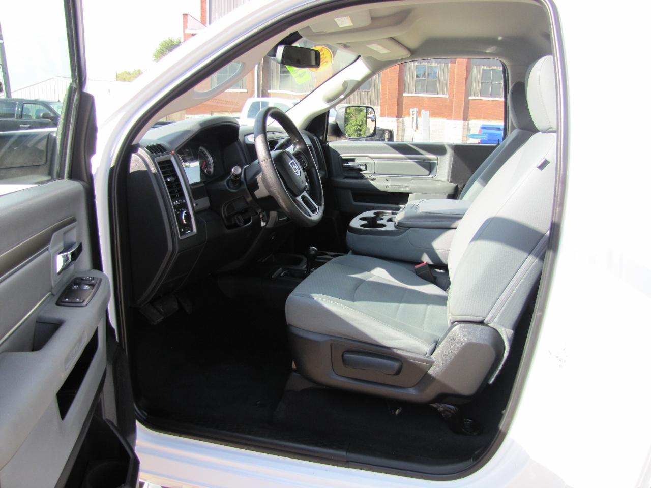 RAM 2500 Tradesman Regular Cab 4WD 2017