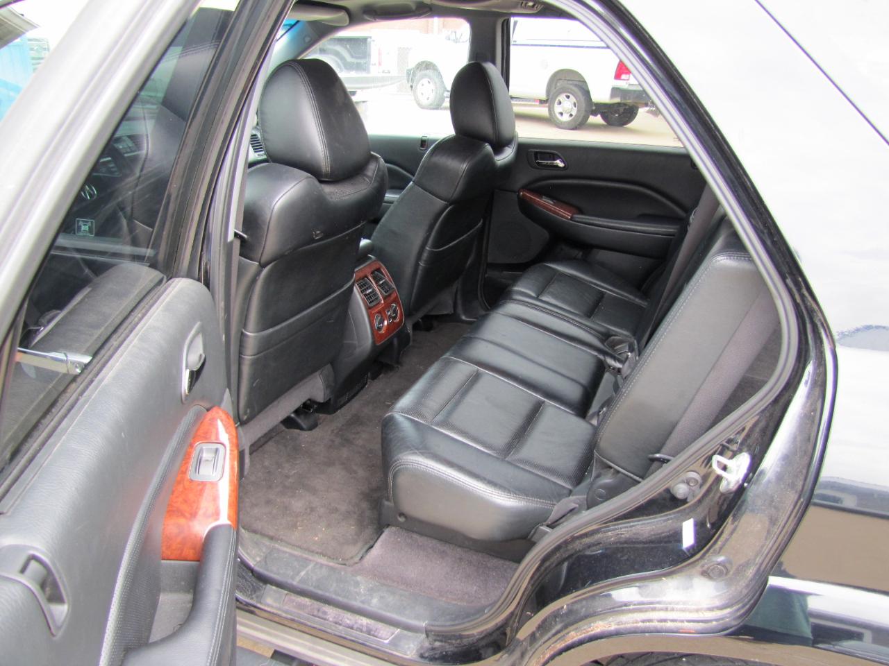 Acura MDX Touring with Navigation System and Rear DVD System 2005