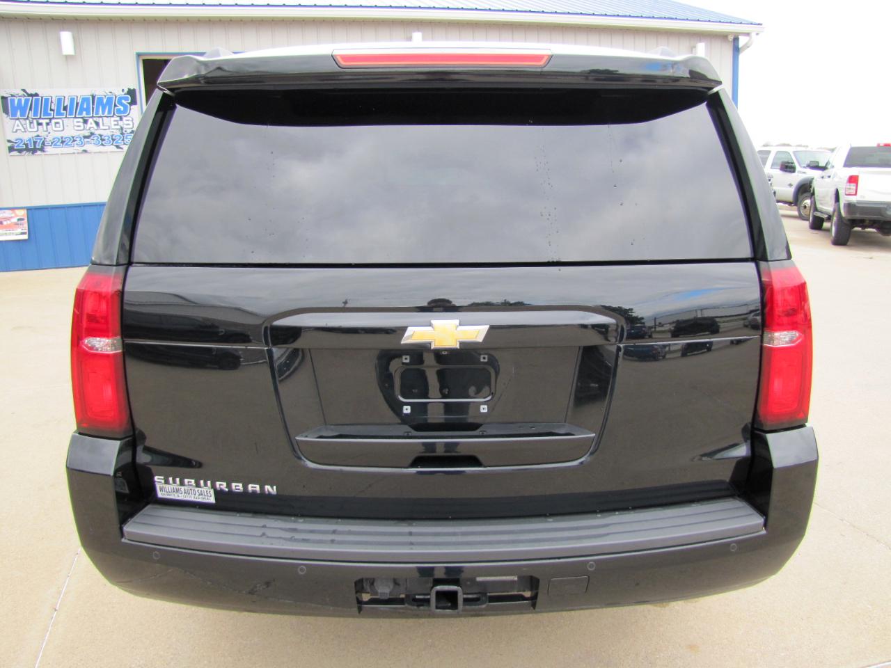 Chevrolet Suburban LT 4WD 2020
