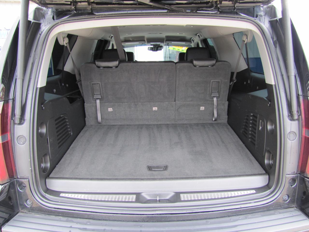 Chevrolet Suburban LT 4WD 2020