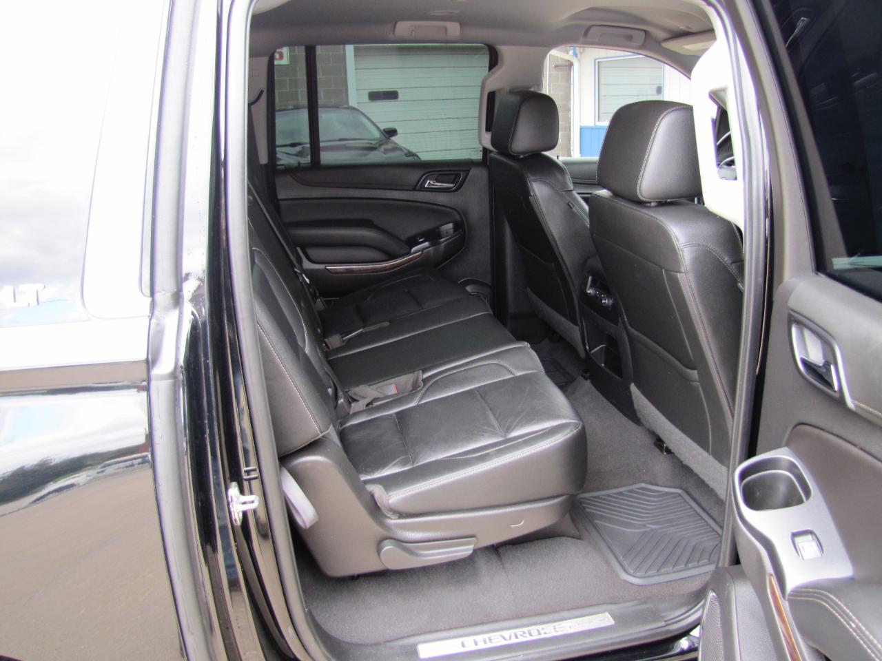 Chevrolet Suburban LT 4WD 2020
