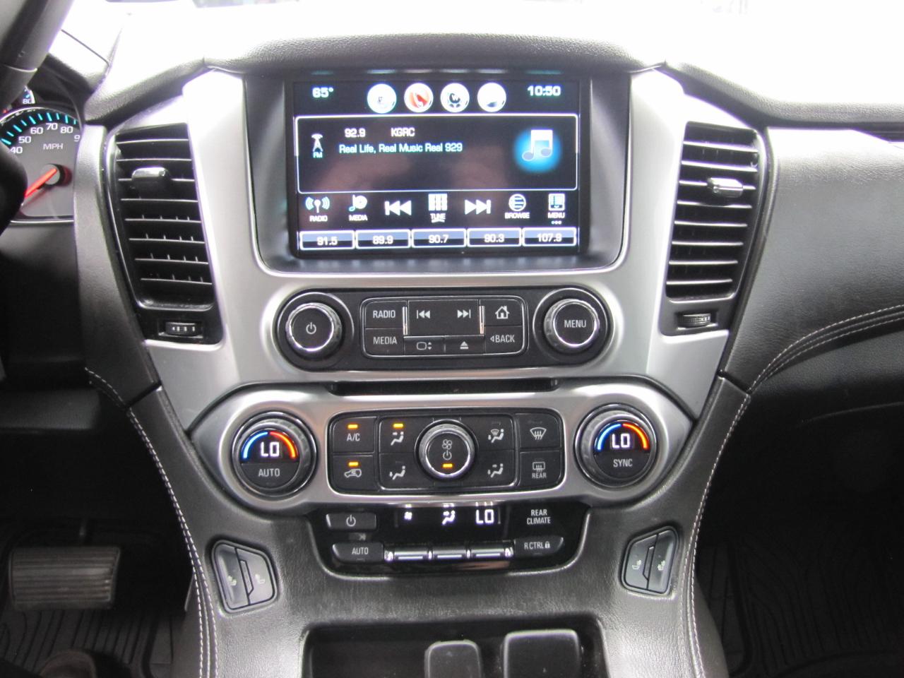 Chevrolet Suburban LT 4WD 2020