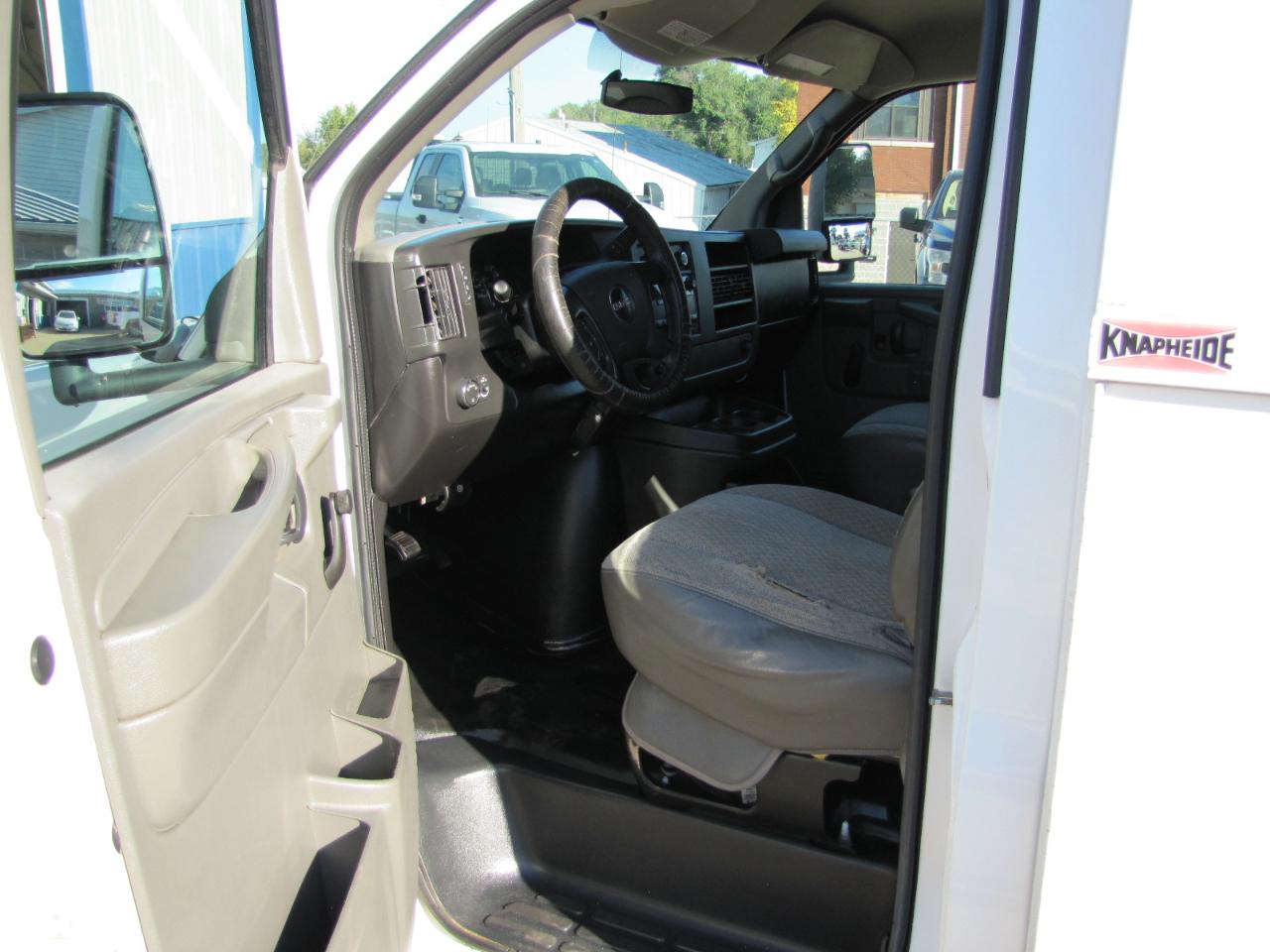 GMC Savana G3500 139 in. 2013