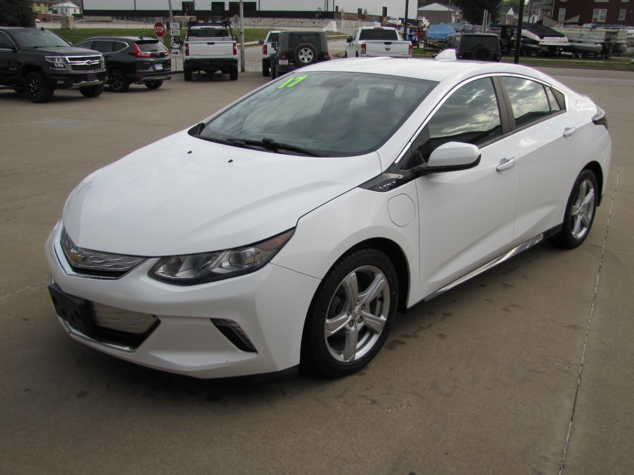 Chevrolet Volt LT w/ Standard Emission Package 2017