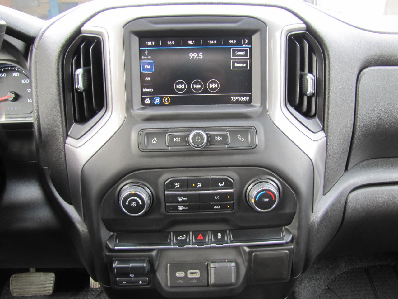 Chevrolet Silverado 2500HD Custom Crew Cab Short Box 4WD 2021