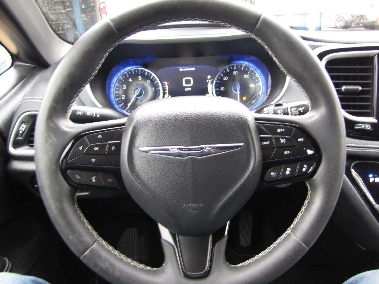 Chrysler Pacifica Touring 2022