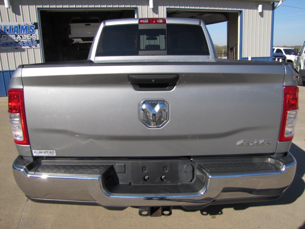 RAM 2500 Tradesman Crew Cab SWB 4WD 2021