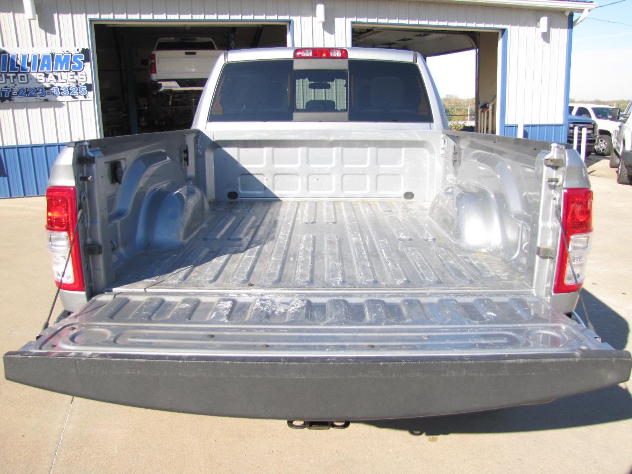 RAM 2500 Tradesman Crew Cab SWB 4WD 2021
