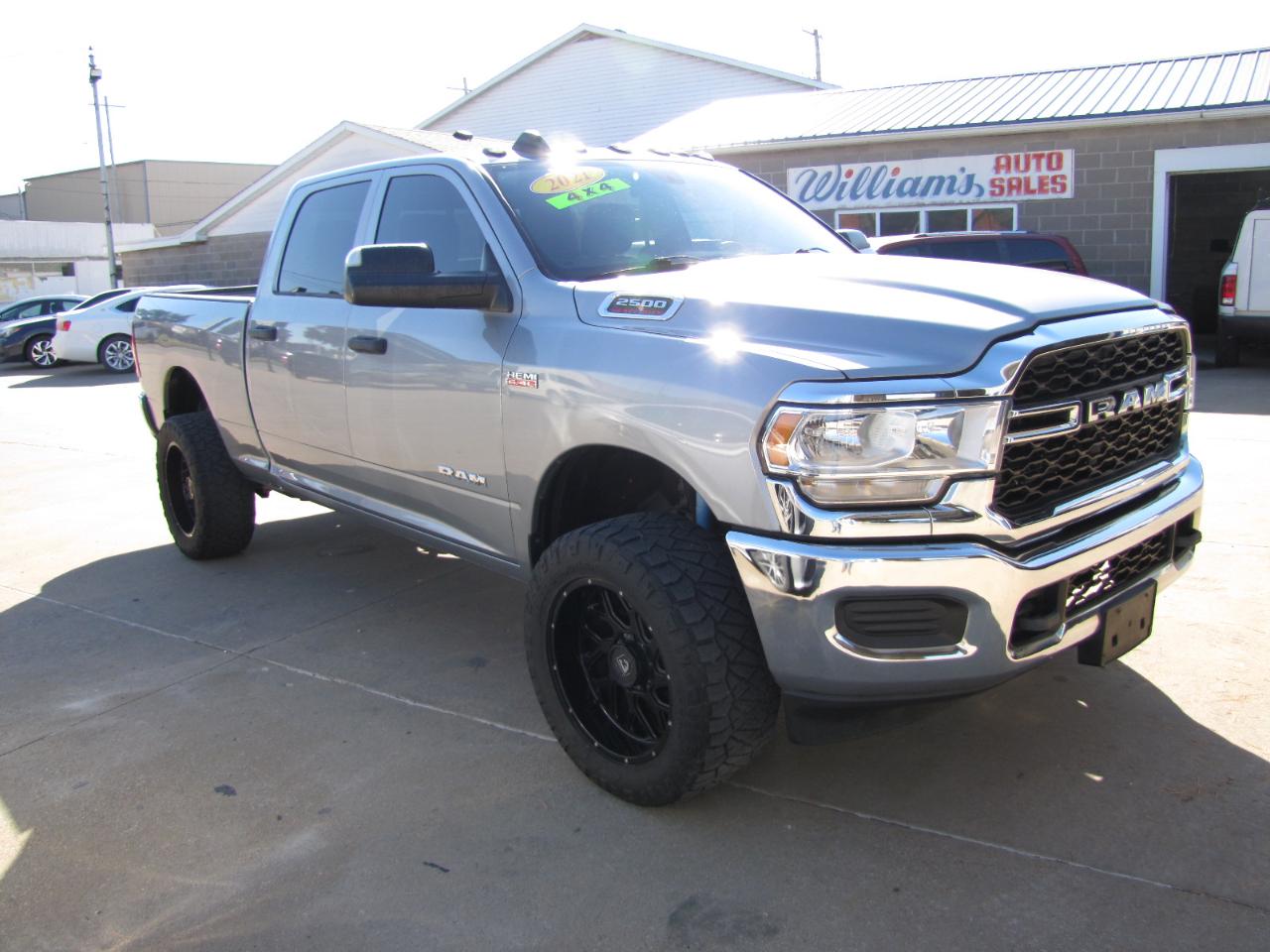 RAM 2500 Tradesman Crew Cab SWB 4WD 2021