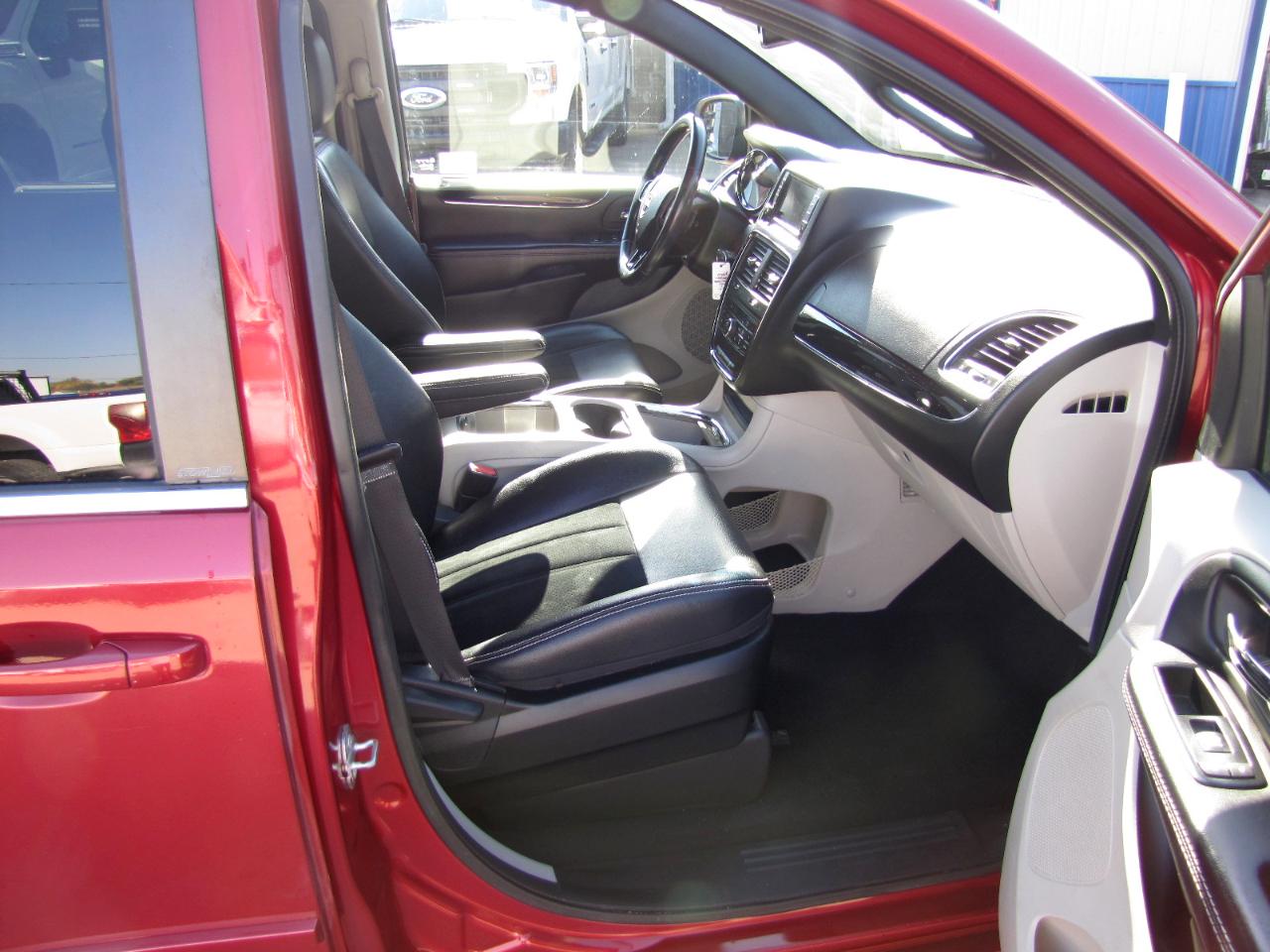 Dodge Grand Caravan SXT 2015