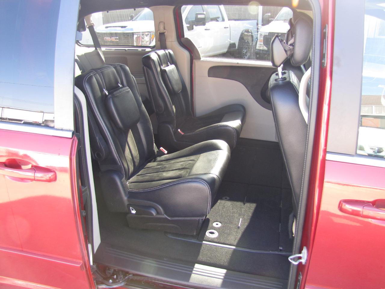 Dodge Grand Caravan SXT 2015