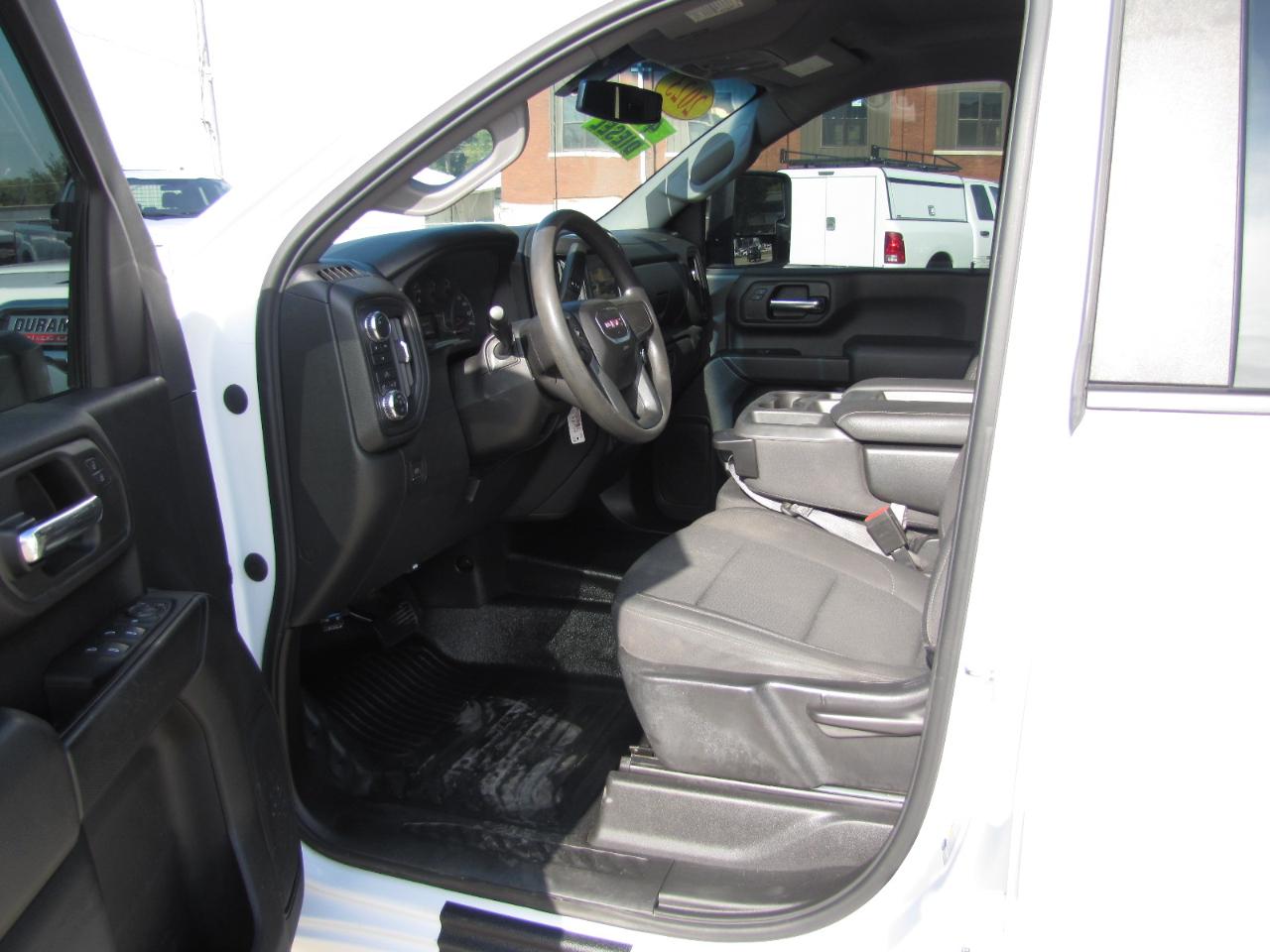 GMC Sierra 2500HD Pro Crew Cab 4WD SB 2023