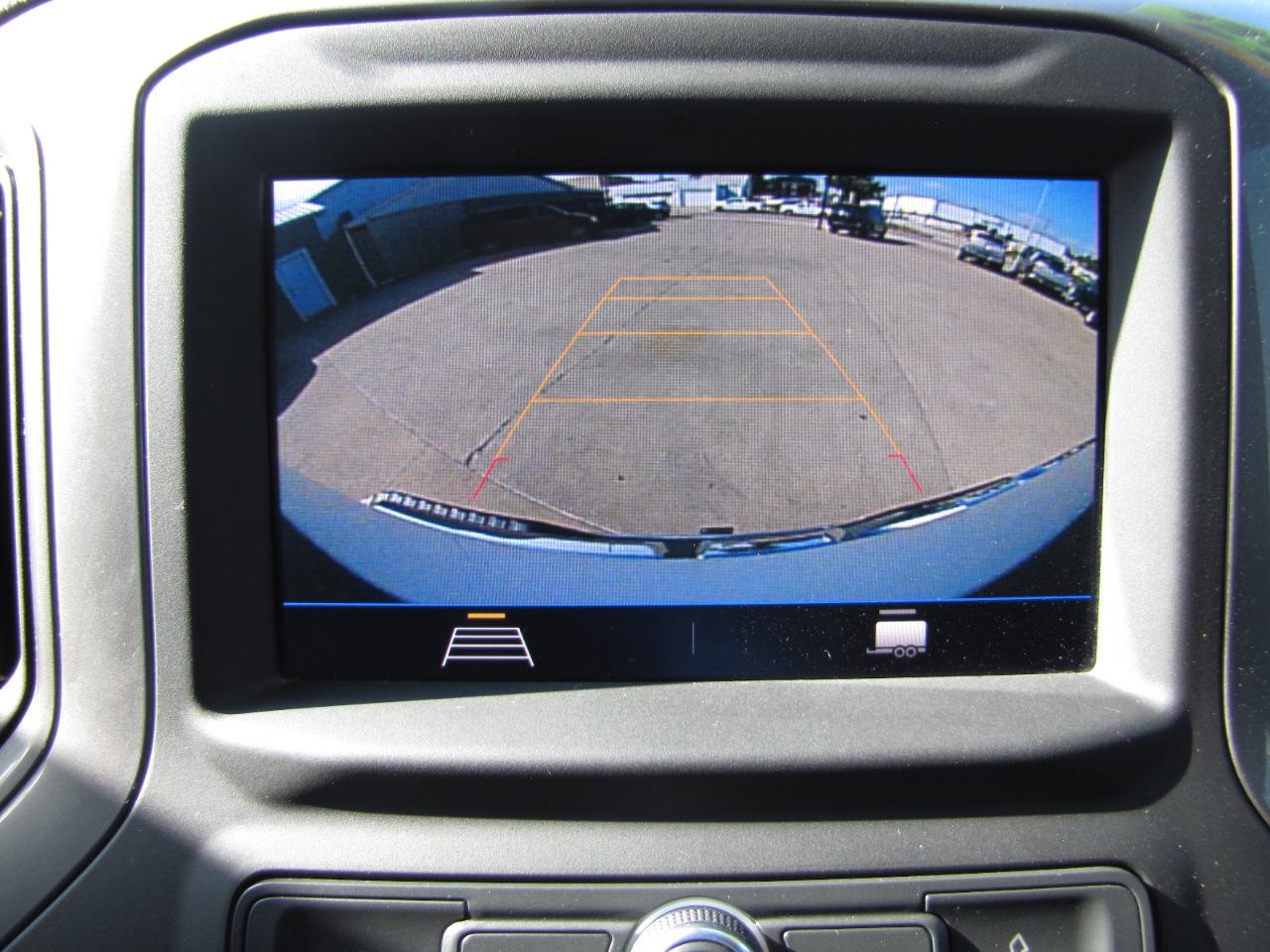 GMC Sierra 2500HD Pro Crew Cab 4WD SB 2023