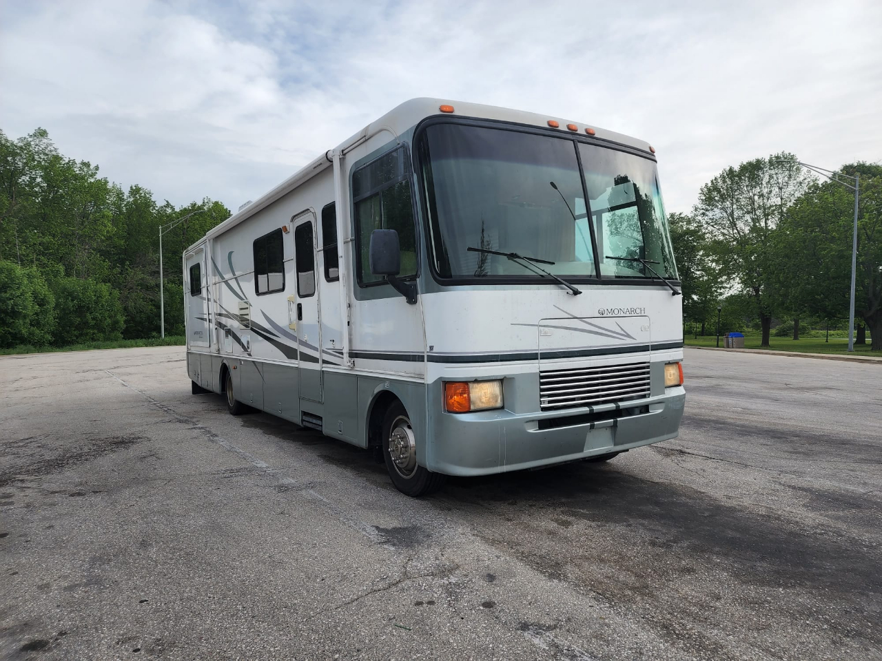 Used 2000 Ford Motorhome for Sale in Milwaukee WI 53204 Auto Wisconsin