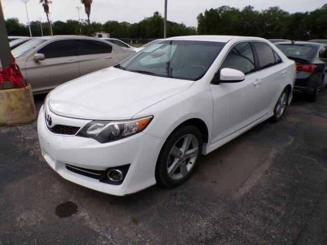 Toyota Camry  2014