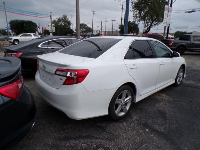 Toyota Camry  2014