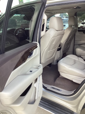 Cadillac Escalade  2016