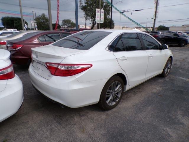 Toyota Camry  2017