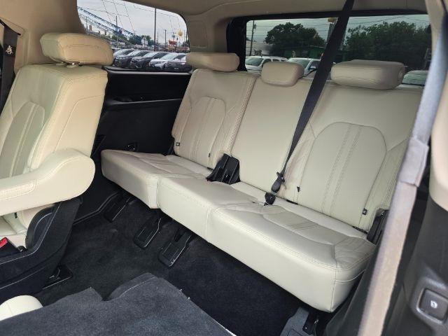 Ford Expedition  2019