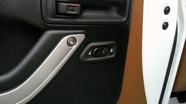 Jeep Wrangler  2012