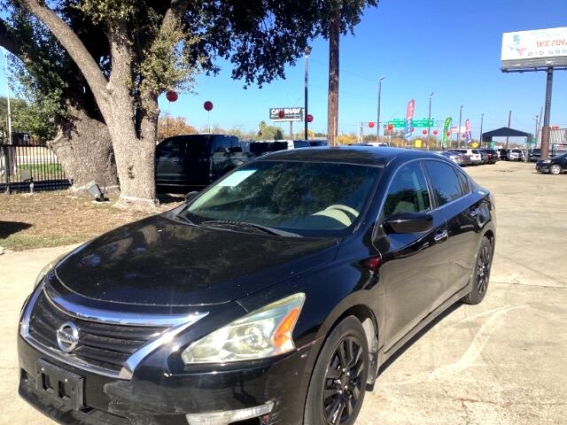 Nissan Altima  2015