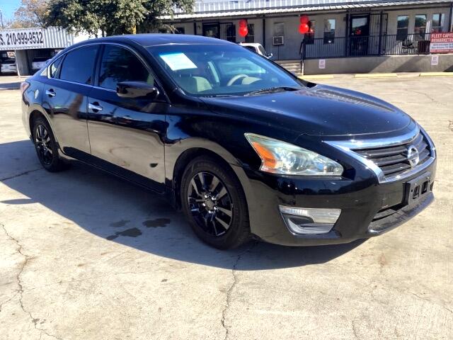 Nissan Altima  2015