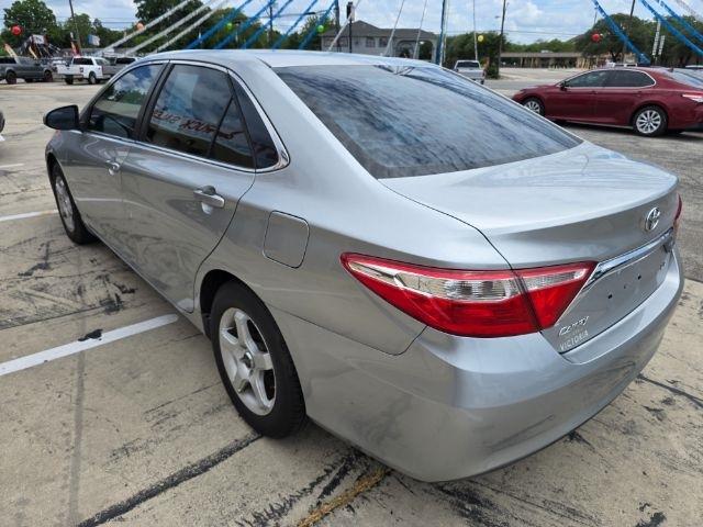 Toyota Camry  2015