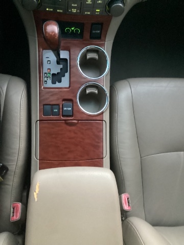 Toyota Highlander  2010