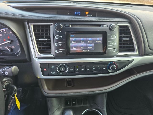 Toyota Highlander  2015