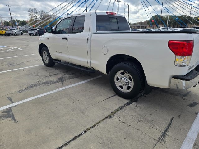 Toyota Tundra  2012